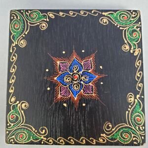 Vintage Hand-Painted Black Wooden Trinket Box with Lid Thailand 4x4x3.5.